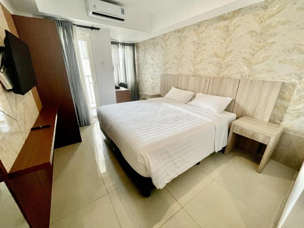 Nemuru Hotel Ciputat Pondokcabe Hilir Bagian luar foto