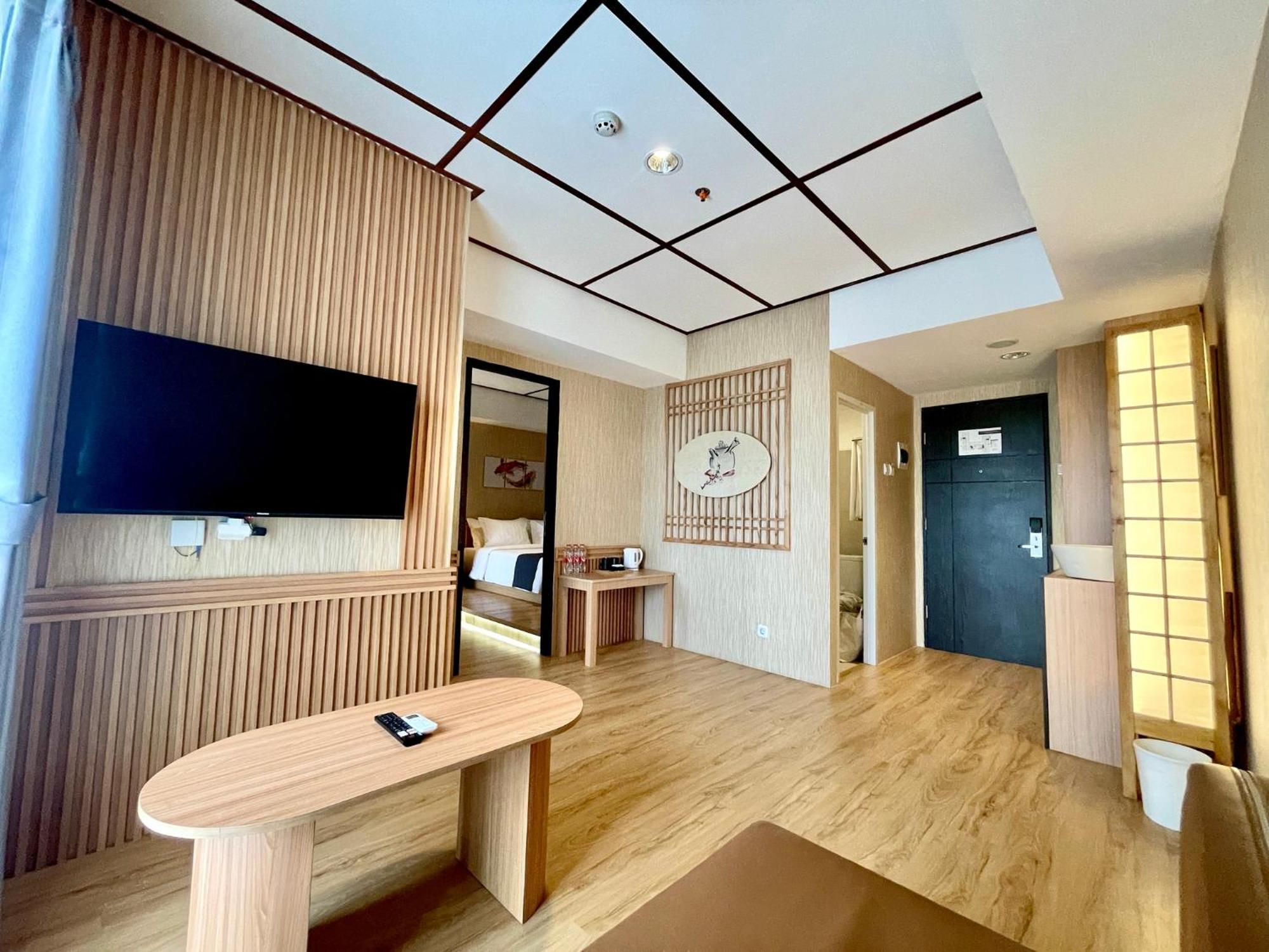 Nemuru Hotel Ciputat Pondokcabe Hilir Bagian luar foto