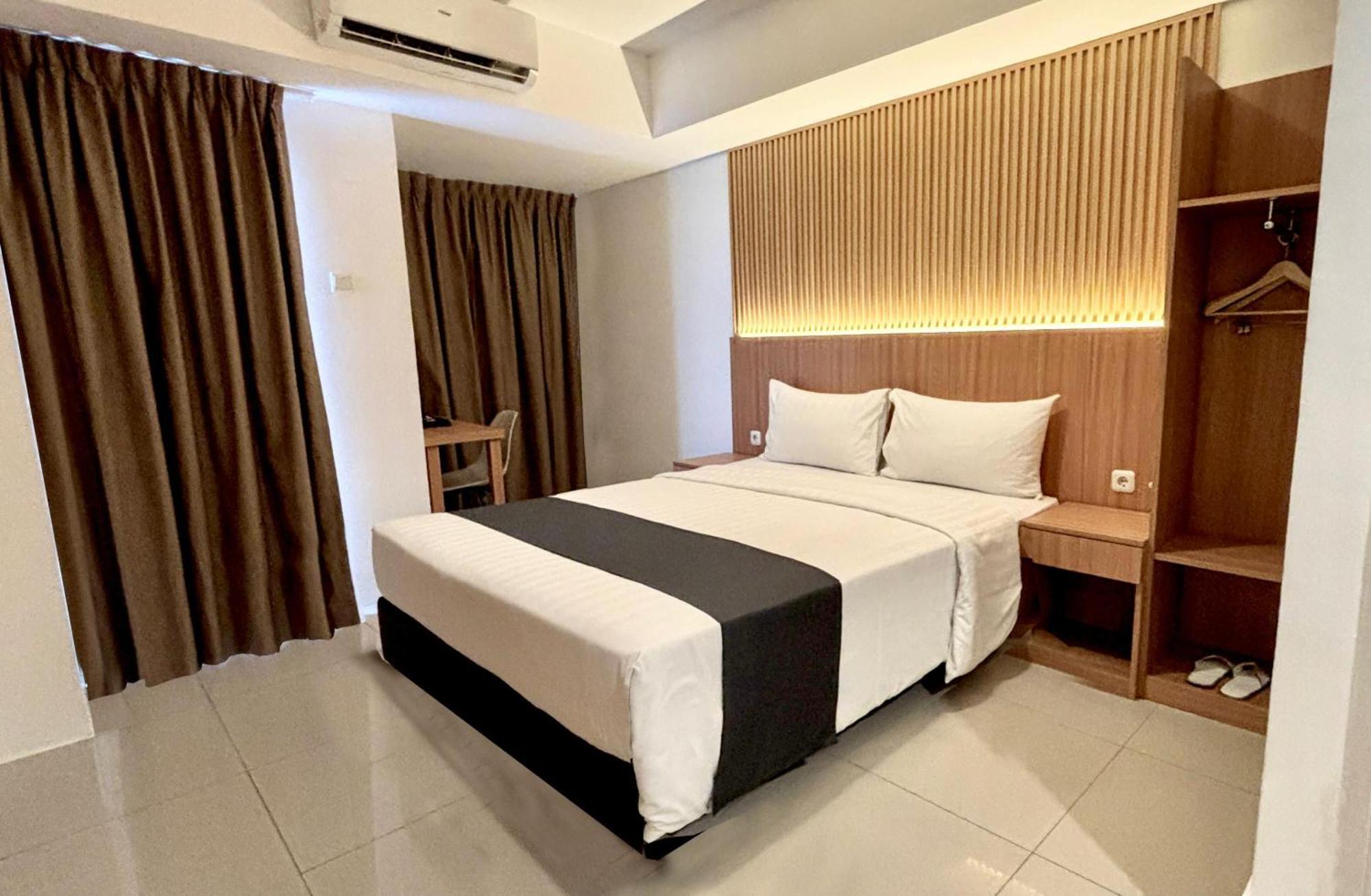 Nemuru Hotel Ciputat Pondokcabe Hilir Bagian luar foto